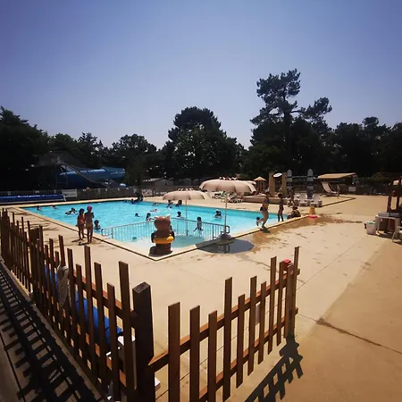 Campingplads Mobil 6 Personnes En 4 Etoiles Lit-et-Mixe